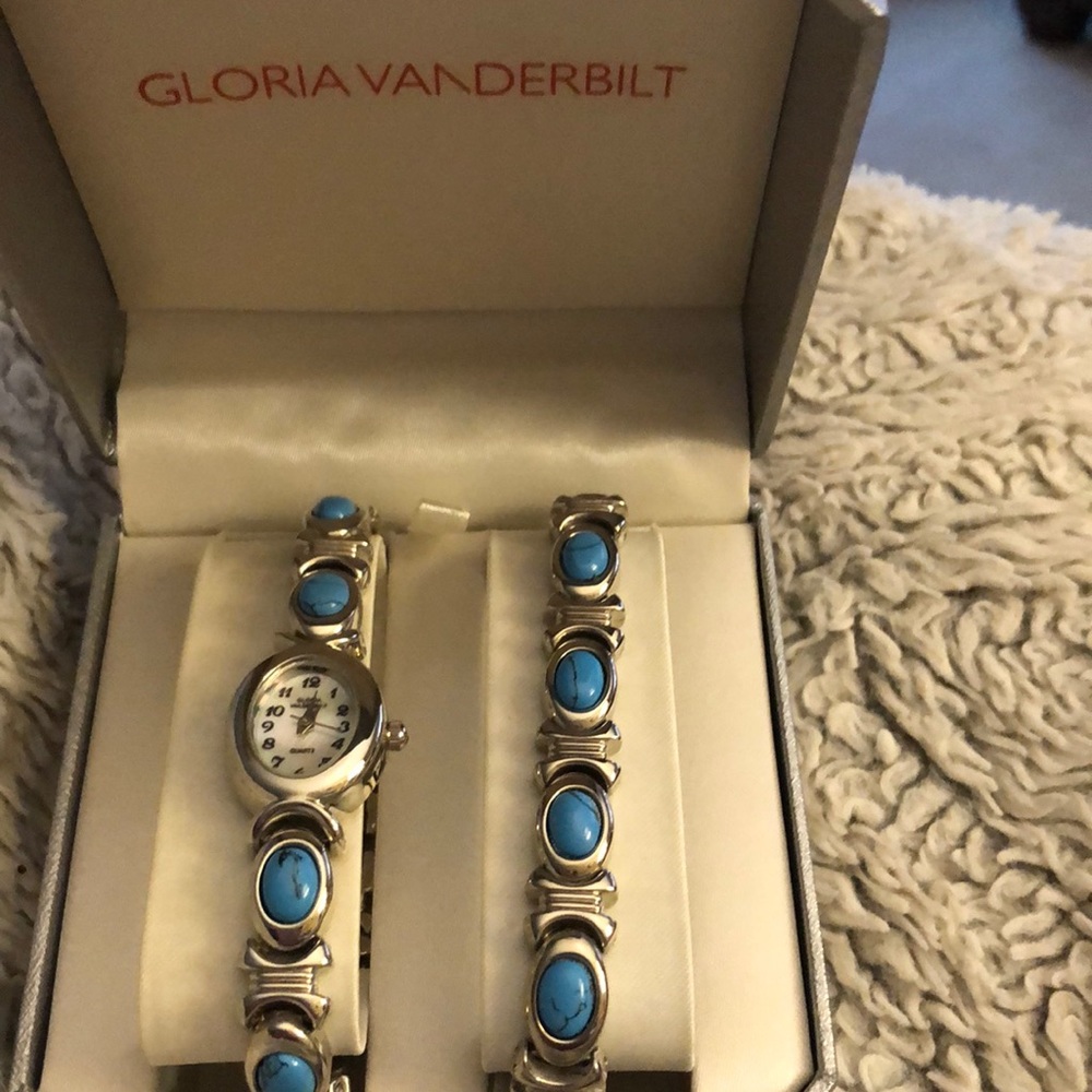 Gloria Vanderbilt watch and bracelet